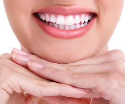 Teeth-Whitening-e1600059246683